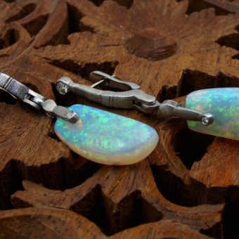 Šepkus E-142PMD Australian Crystal Opal "Sticks and Stones" Earrings