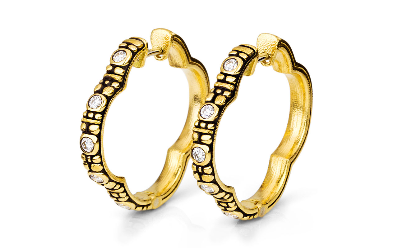 Sepkus E 233d Quatrefoil Huggie Hoop Earrings Sepkus At Studio Jewelers