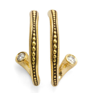 Šepkus E-27D “Twist Hoop” Earrings