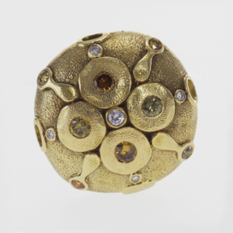 Šepkus E-174DC "Spring Blossom" 18K and Natural Color Diamond Earrings