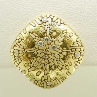 Šepkus E-6 "Cushion Shape" 18K Earrings