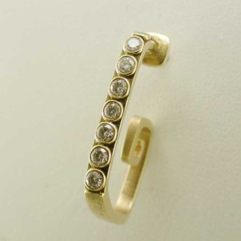 Šepkus E-82 “Square Spiral” 18K Yellow Gold and Diamond Hoop Earrings