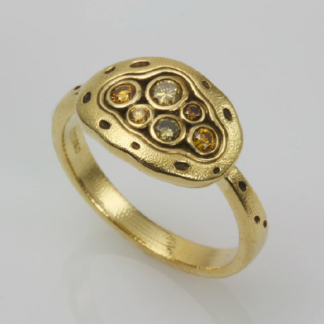 Šepkus R-140DC 18K Yellow Gold and Diamond "Little Pool" Ring