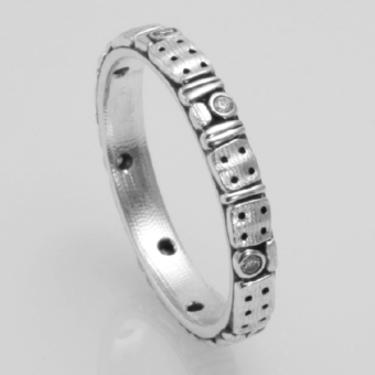 Šepkus R-143P Platinum and Diamond "Domino" Band
