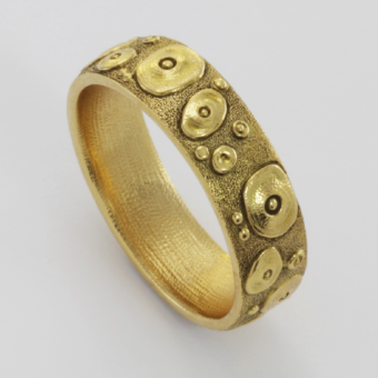 Šepkus R-174M 18K Yellow Gold "Water Lilies" Band